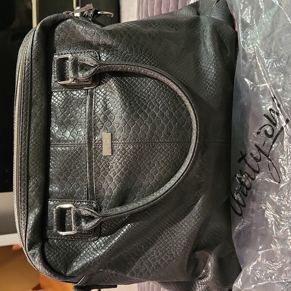 Thirty-one Python Satchel - Picture 1 of 9
